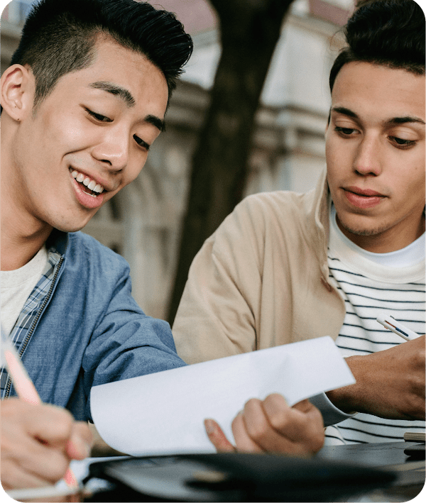 idiomas estudiantes-min Divi-Image-Hover-Hero-Image-3-1